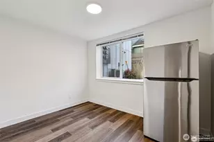 5255 Brooklyn Ave NE, Seattle, WA 98015 - Photo 9