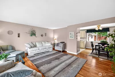 8035 S 116th Street, Seattle, WA 98178 - Photo 7