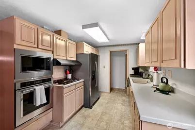 8035 S 116th Street, Seattle, WA 98178 - Photo 11