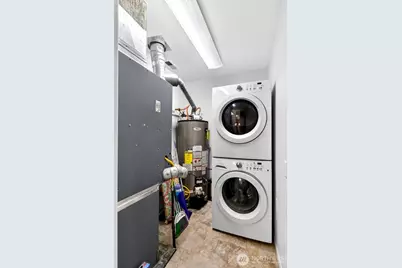 8035 S 116th Street, Seattle, WA 98178 - Photo 23
