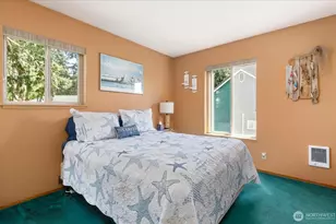 568 Dolphin Dr, Freeland, WA 98249 - Photo 17