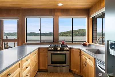 7991 E State Route 106, Union, WA 98592 - Photo 11