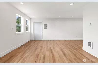 8327 44th Avenue S, Seattle, WA 98118 - Photo 29