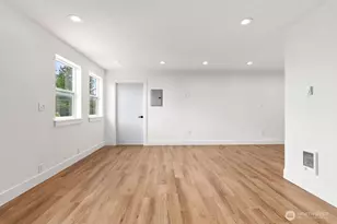 8327 44th Ave S, Seattle, WA 98118 - Photo 29