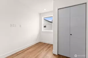 8327 44th Ave S, Seattle, WA 98118 - Photo 25