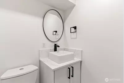8327 44th Avenue S, Seattle, WA 98118 - Photo 9