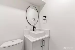 8327 44th Ave S, Seattle, WA 98118 - Photo 9
