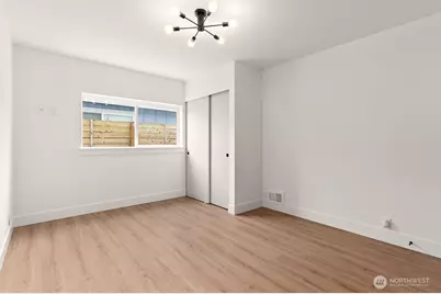 8327 44th Avenue S, Seattle, WA 98118 - Photo 35
