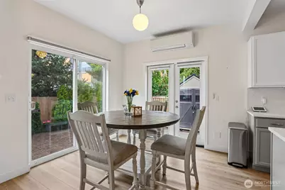 3951 S Chicago St, Seattle, WA 98118 - Photo 7