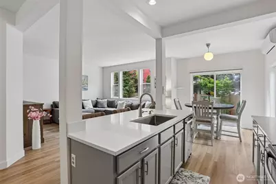 3951 S Chicago St, Seattle, WA 98118 - Photo 13
