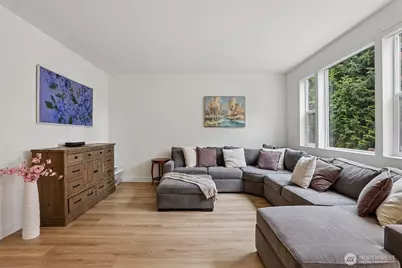 3951 S Chicago St, Seattle, WA 98118 - Photo 5