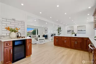 8220 S 120th St, Seattle, WA 98178 - Photo 11
