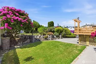 8220 S 120th St, Seattle, WA 98178 - Photo 29