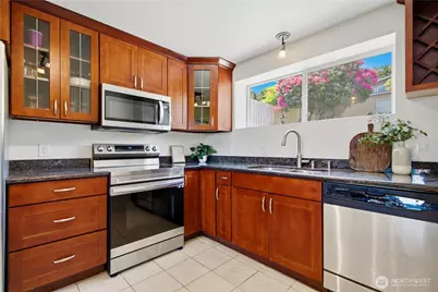 8220 S 120th Street, Seattle, WA 98178 - Photo 19