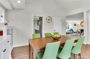 1545 NE 76th St, Seattle, WA 98115 - Photo 9