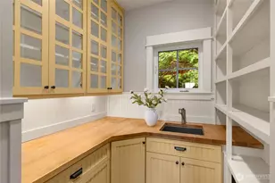 4548 Island Ave NE, Bainbridge Island, WA 98110 - Photo 15