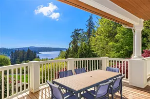 4548 Island Ave NE, Bainbridge Island, WA 98110 - Photo 9