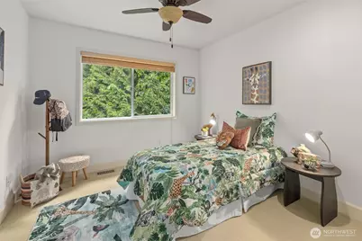 1021 271st Avenue SE, Sammamish, WA 98075 - Photo 33