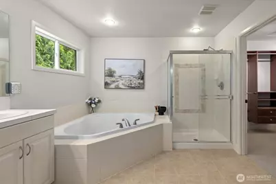 1021 271st Avenue SE, Sammamish, WA 98075 - Photo 31