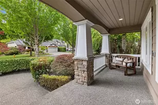 1021 271st Ave SE, Sammamish, WA 98075 - Photo 3