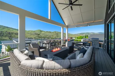 391 Porcupine Lane, Chelan, WA 98816 - Photo 17