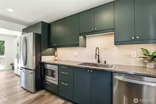 6521 194th Ave E, Bonney Lake, WA 98391 - Photo 7