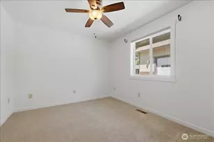 4619 NW Grant St, Vancouver, WA 98663 - Photo 17