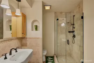 16409 NE 43rd Ct, Redmond, WA 98052 - Photo 27