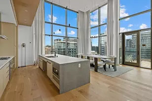 10232 NE 10th St, Bellevue, WA 98004 - Photo 17