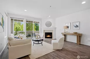 2220 132nd Ave SE, Bellevue, WA 98005 - Photo 3