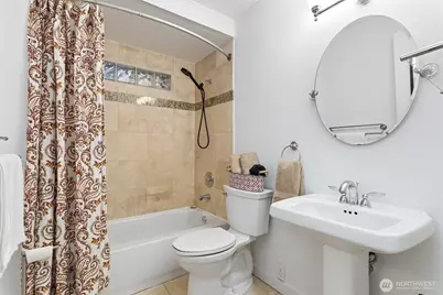 14531 Dayton Avenue N #1, Shoreline, WA 98133 - Photo 13