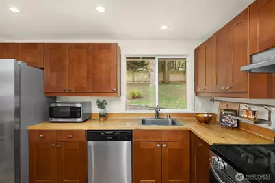 14011 98th Avenue NE, Kirkland, WA 98034 - Photo 15