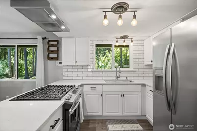 19101 58th Street E, Lake Tapps, WA 98391 - Photo 11
