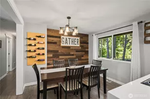 19101 58th St E, Lake Tapps, WA 98391 - Photo 9