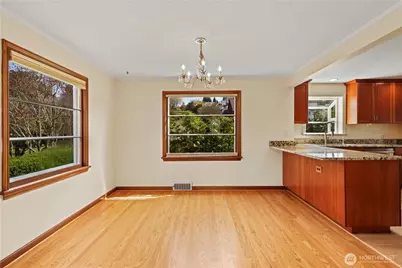 6901 40th Avenue SW, Seattle, WA 98136 - Photo 9