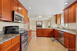 6901 40th Ave SW, Seattle, WA 98136 - Photo 11