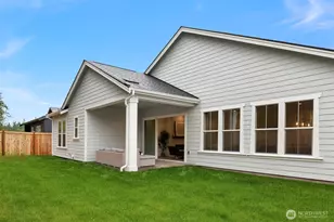 33954 Buckeye Ave SE, Black Diamond, WA 98010 - Photo 21