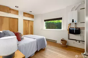 10847 Bill Point Bluff NE, Bainbridge Island, WA 98110 - Photo 29