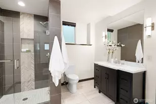 10847 Bill Point Bluff NE, Bainbridge Island, WA 98110 - Photo 37