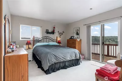 621 E Herron Boulevard NW, Herron Island, WA 98349 - Photo 11