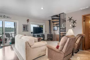 621 E Herron Blvd NW, Herron Island, WA 98349 - Photo 7