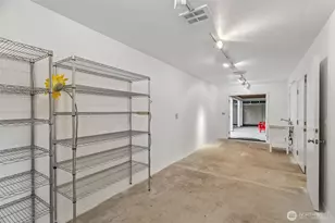 11633 NE 92nd St, Kirkland, WA 98033 - Photo 37
