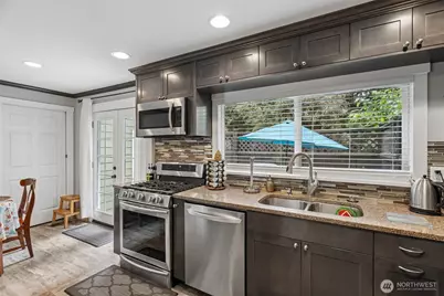 11633 NE 92nd Street, Kirkland, WA 98033 - Photo 7