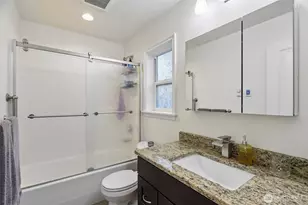 11633 NE 92nd St, Kirkland, WA 98033 - Photo 23