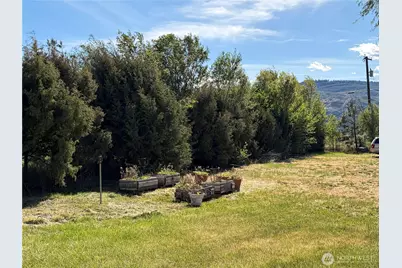 64 N Cordell Road, Oroville, WA 98844 - Photo 9