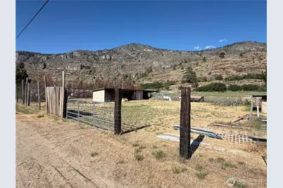 64 N Cordell Road, Oroville, WA 98844 - Photo 11
