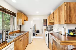 230 222nd Ave NE, Sammamish, WA 98074 - Photo 13