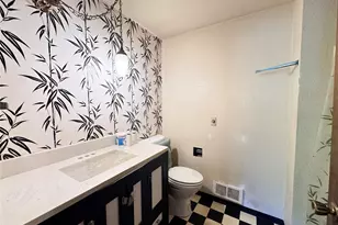2139 Seabreeze Pl, Port Angeles, WA 98363 - Photo 15