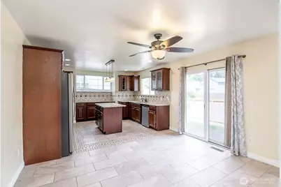16927 121st Avenue E, Puyallup, WA 98374 - Photo 17