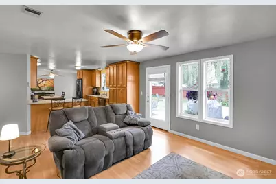 20116 53rd Avenue Ct E, Spanaway, WA 98387 - Photo 11